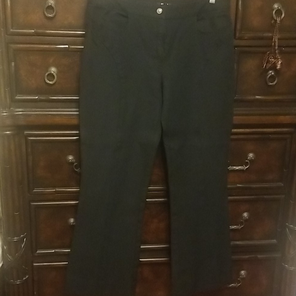 Escada pants size 42